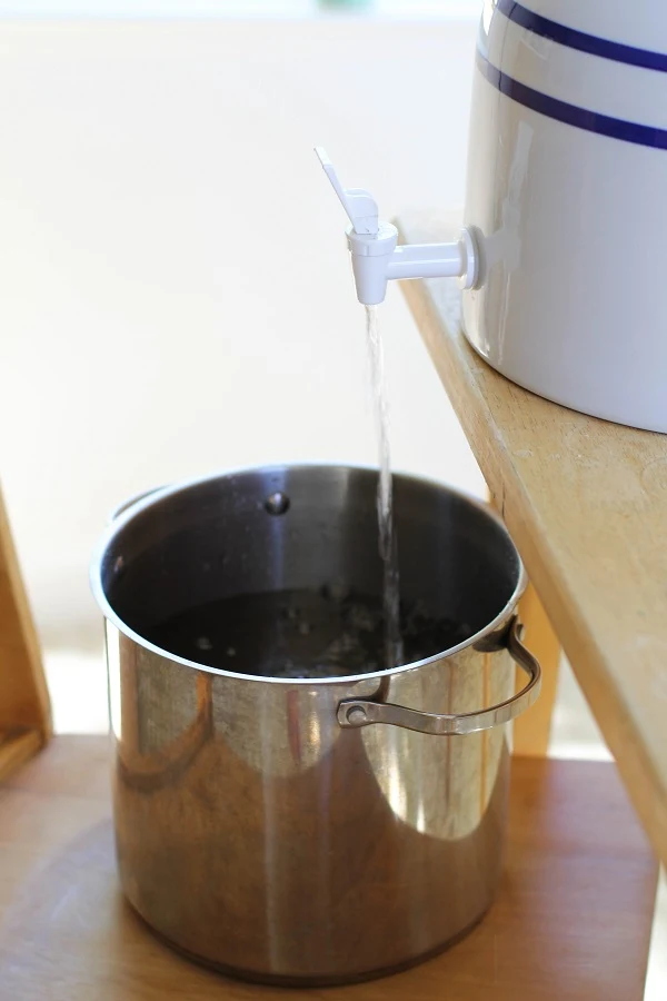 How to Make Homemade Kombucha - a tutorial on brewing your favorite naturally fermented probiotic drink at home! | www.theroastedroot.net