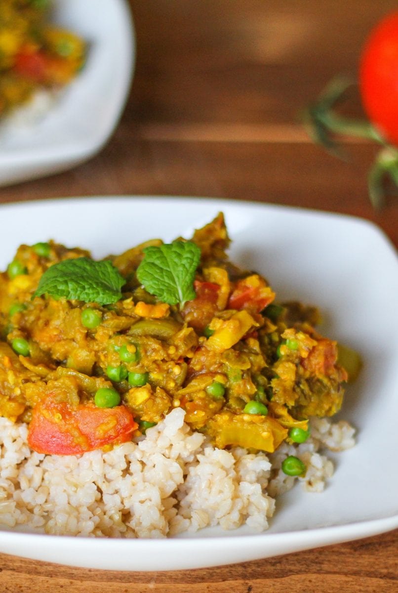 Indian Eggplant Curry Recipe - Also known as authentic Bhaingan Bharta recipe that is easy to make and so delicious