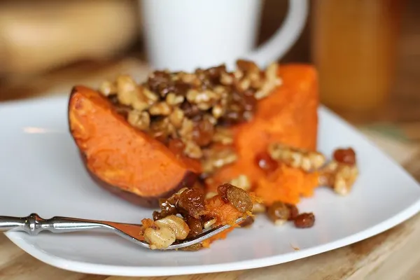 Roasted Yams with Honey Walnuts & Raisins http://www.roastedrootfood.com
