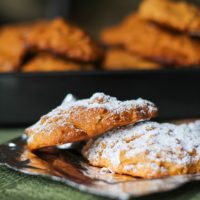 Gluten-Free Sweet Potato Cookies with ginger, cinnamon, and nutmeg. A warmly-spiced, delicious cookie recipe with oats!