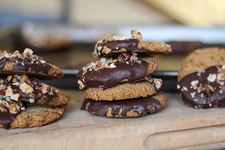 Roasted Walnut Chocolate Dipped Gluten-Free Shortbread Cookies | TheRoastedRoot.net #dessert #chocolate #healthy #glutenfree