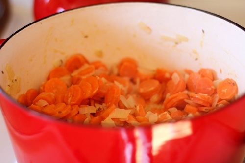 Curry Carrot Soup | https://www.theroastedroot.net