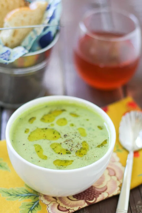 Kale & Artichoke Soup 
