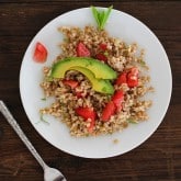 Heirloom Tomato and Avocado Farro Salad with Lime-Mint Dressing | https://www.theroastedroot.net