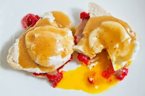 Thanksgiving Leftovers Eggs Benedict from Closet Cooking + 50 Thanksgiving Leftover Recipes