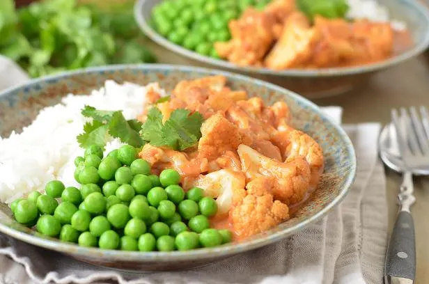 Cauliflower Coconut Masala (guest post by Coffee & Quinoa) | www.theroastedroot.net