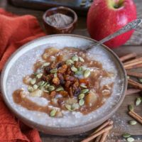 Crock Pot Apple Cinnamon Steel Cut Oatmeal - gluten-free, dairy-free, refined sugar-free and healthy!