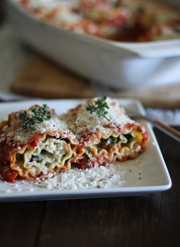 Vegetarian Lasagna Roll-ups with Portobello mushrooms and spinach #vegetarian #pasta #recipe