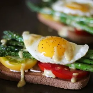 Roasted Asparagus and Tomato Toasts with Mustard Aioli