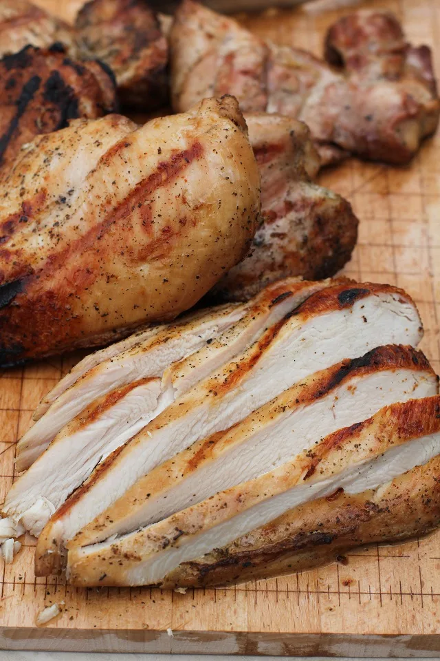 Tequila and liquid aminos make a simple and amazing marinade for this grilled chicken recipe! | theroastedroot.net #healthy #dinner #bbq #barbecue #grilled