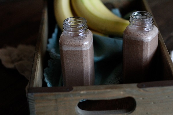 Chocolate Hemp Seed Smoothie | Full of protein, antioxidants, and minerals