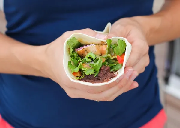 Southwest Grilled Tequila Chicken Wraps with refried black beans and salsa con queso @PacificFoods