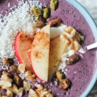 Easy Fruit and Nut Açaí Bowls