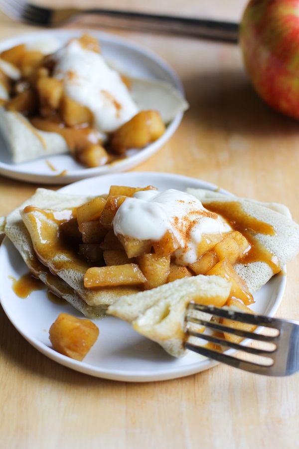 Cheddar Cheese Crepes with Spiced Apples and Salted Caramel | gluten free and naturally sweetened