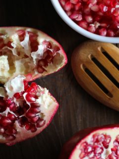 How To De-Seed a Pomegranate (without water!)