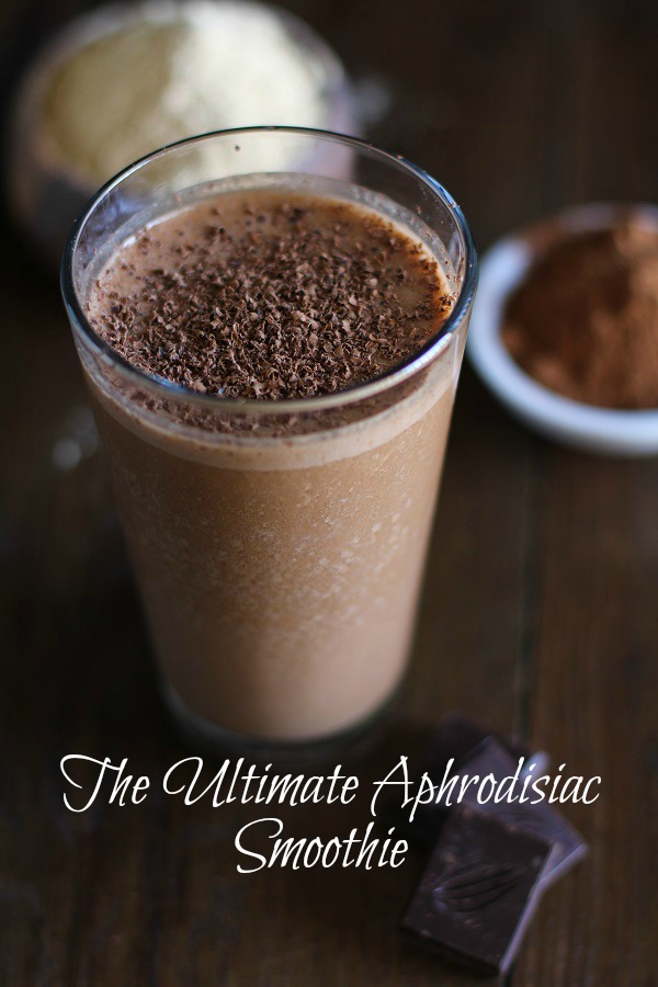 Aphrodisiac Smoothie with Raw Cacao and Maca Powder #vegan