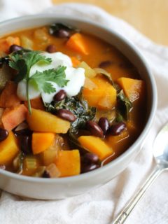 Fall Harvest Vegetarian Chili with Butternut Squash, Sweet Potato, Apples, and Soy Beans #SoyInspired #sponsored #ad