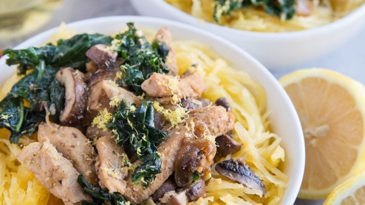 Chicken Garlic Spaghetti Squash with Kale and Mushrooms - an easy healthy dinner recipe that is paleo, low-carb and whole30