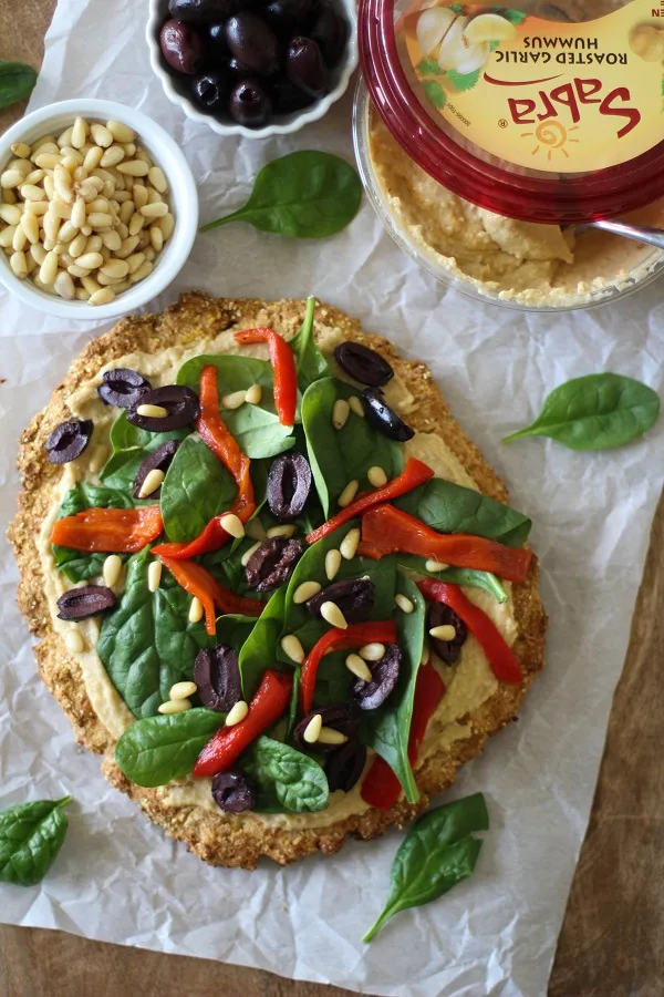 Greek Hummus Pizza #glutenfree @sabradippingco