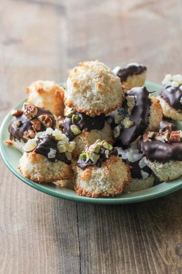 Chocolate-Dipped Coconut Macaroons - a healthy treat that's refined sugar-free, grain-free, and paleo!
