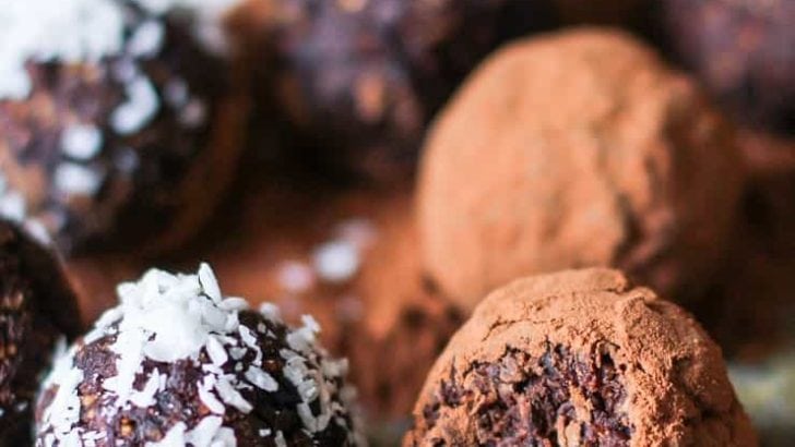 Rum Cardamom Fig Chocolate Truffles - vegan, paleo, and delicious! The perfect holiday gift.