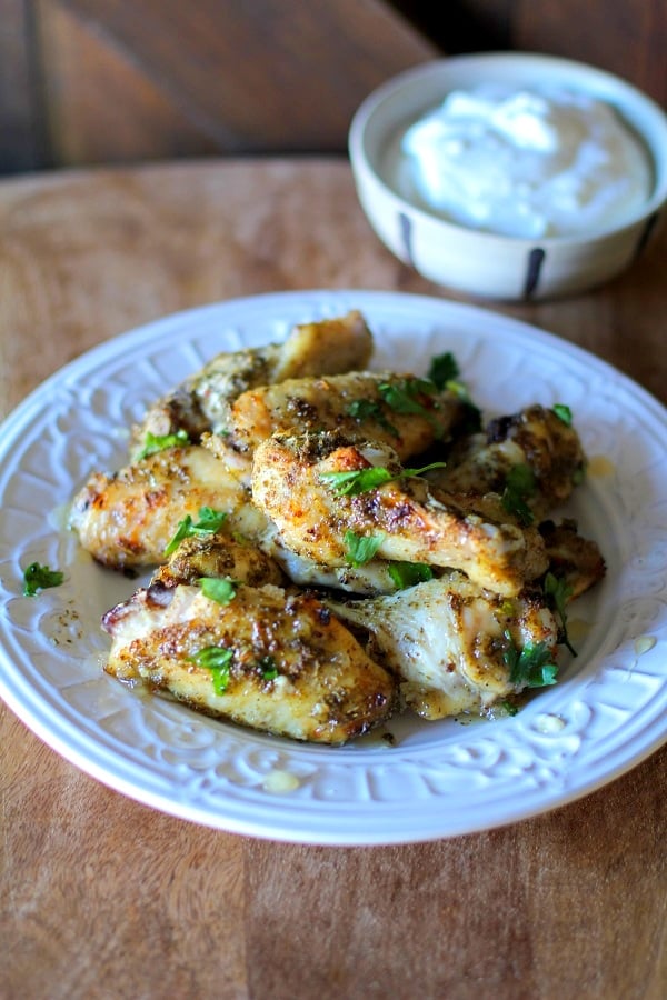 Easy 3-Ingredient Healthy Chicken Wings with Herbs and Honey! | theroastedroot.net @roastedroot #appetizer #superbowl #recipe