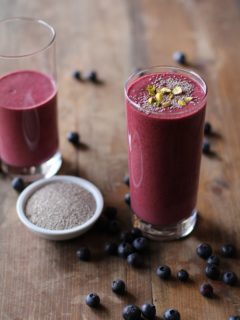 Beet Berry Apple Smoothie - full of vitamins, minerals, and antioxidants. @roastedroot