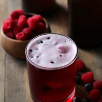 Copycat Gingerberry Kombucha - brew your own tasty probiotic-rich kombucha at home! @roastedroot