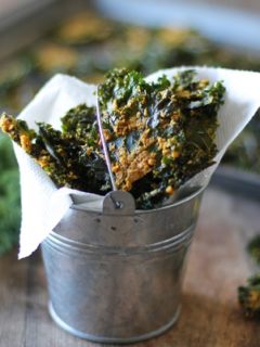 Nacho Cheese Kale Chips - Super crispy and addicting! Made with tahini and nutritional yeast #vegan #healthy #snack #recipe @bobsredmill