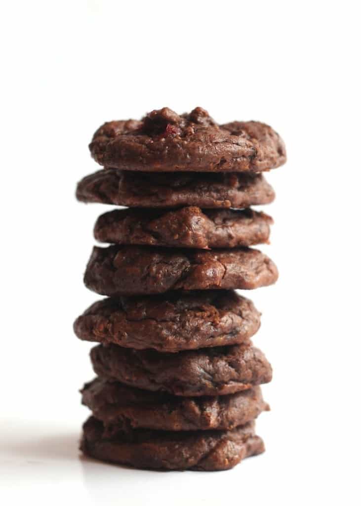 Cranberry Chocolate Chia Cookies from Hummusapien | gluten free, sugar free, paleo, vegan