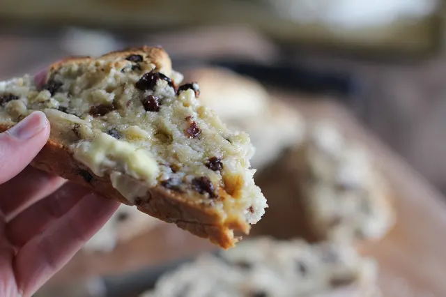 How to Make Irish Soda Bread - a classic recipe for St. Patrick's Day!