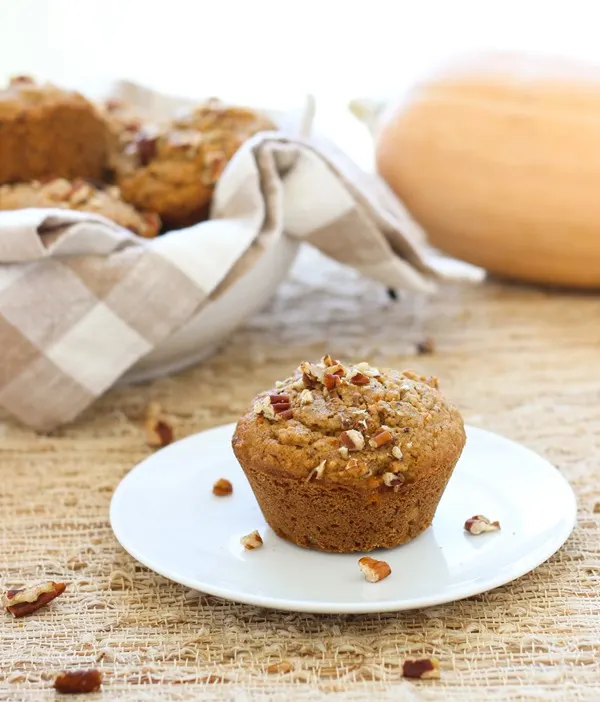 Maple Butternut Squash Muffins from Making Thyme for Health - #glutenfree #healthy #breakfast #brunch
