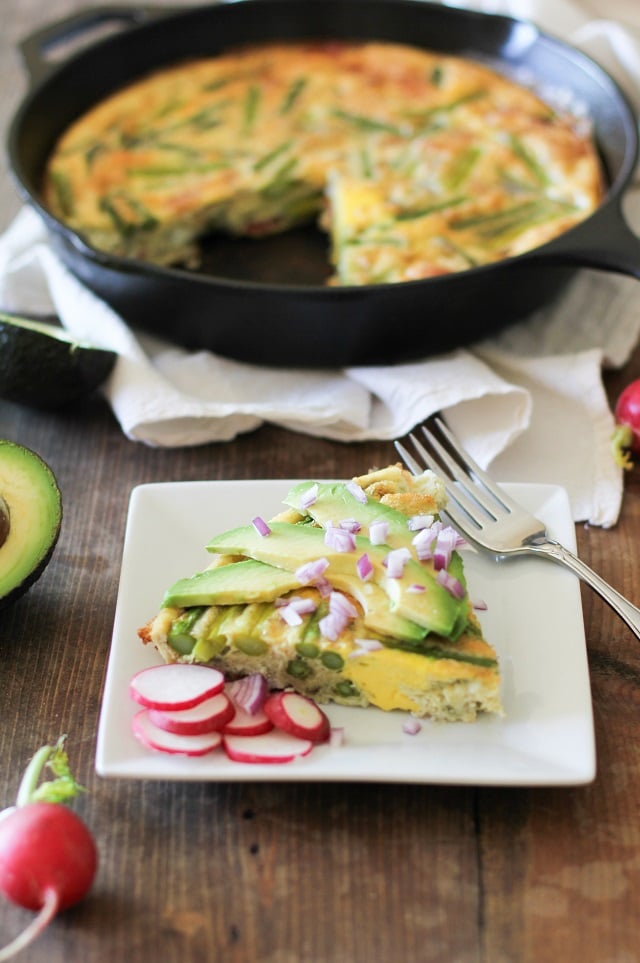 Bacon and Asparagus Frittata | theroastedroot.net #breakfast #brunch #recipe #paleo @roastedroot