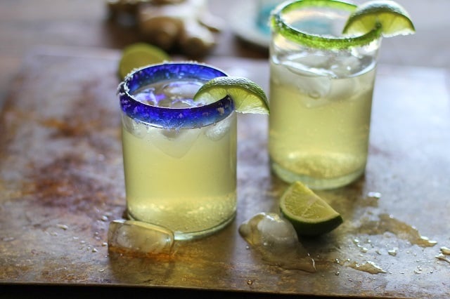 Ginger Margaritas - refined sugar-free and sweetened with agave nectar | theroastedroot.net #cocktail #cinco_de_mayo #tequila #recipe