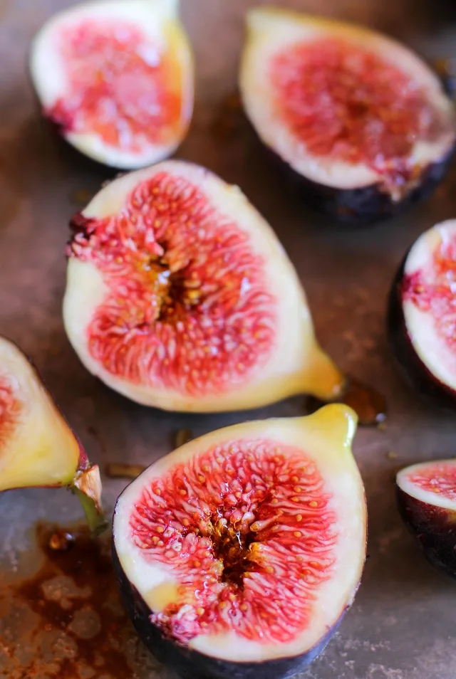 Maple Roasted Figs with Cinnamon | TheRoastedRoot.net #vegan #healthy #dessert