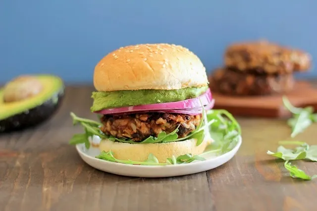 Spicy Black Bean Veggie Burgers | theroastedroot.net #healthy #vegan #vegetarian #recipe