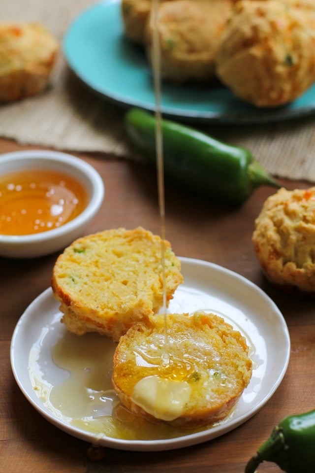 Gluten-Free Jalapeno Cheddar Cornbread Muffins | TheRoastedRoot.net #healthy #recipe @bobsredmill