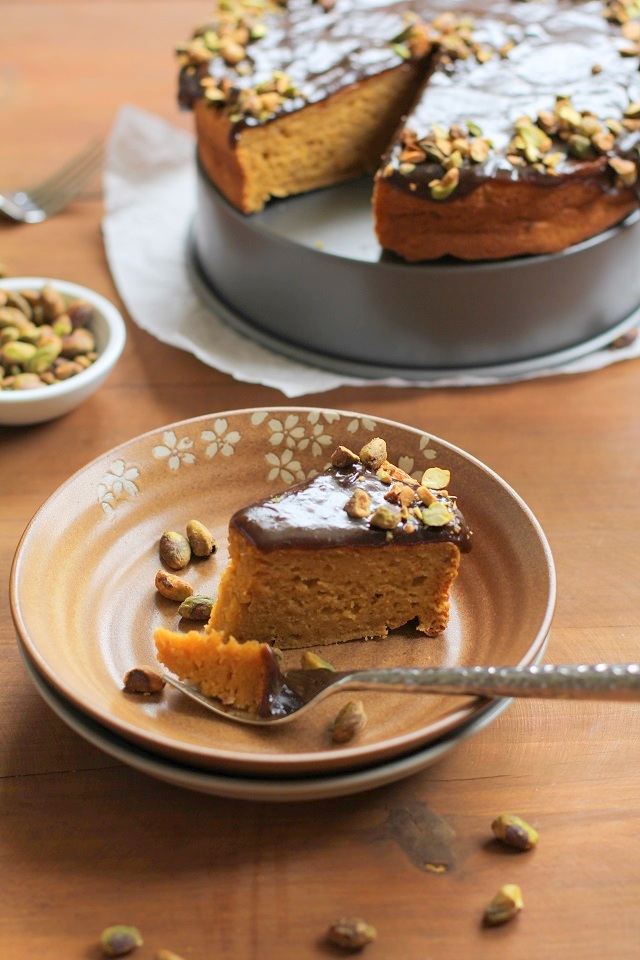 Gluten-Free Kabocha Squash Spice Cake with Chai Caramel - naturally sweetened and healthy! | TheRoastedRoot.net #cake #dessert #healthy #fall #recipe