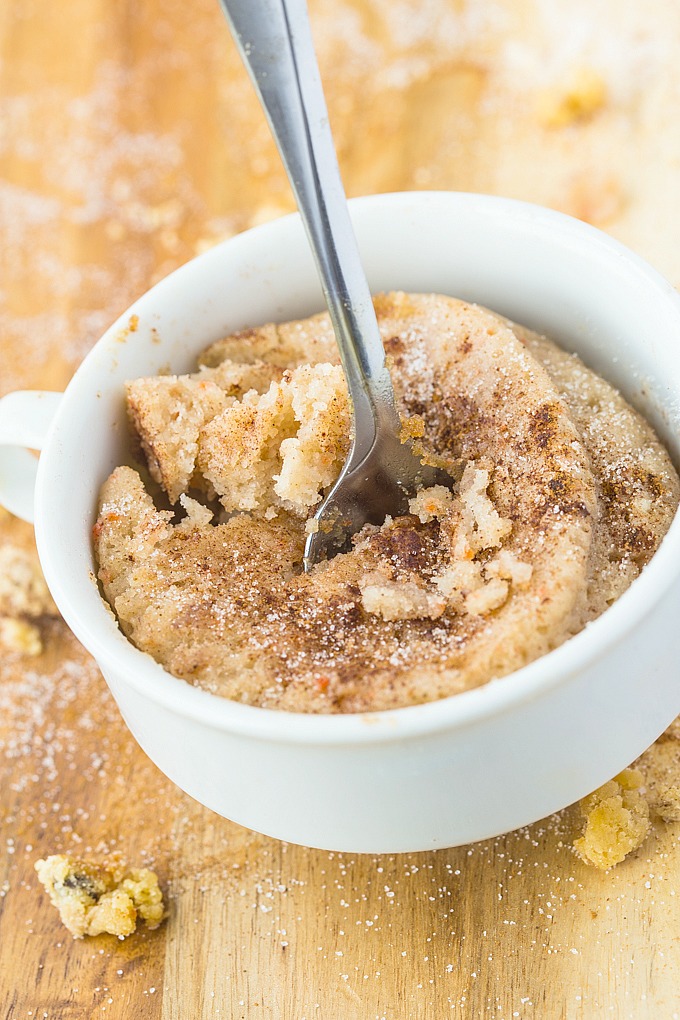 Healthy 1-Minute Apple Cinnamon Muffin - gluten-free and refined sugar-free