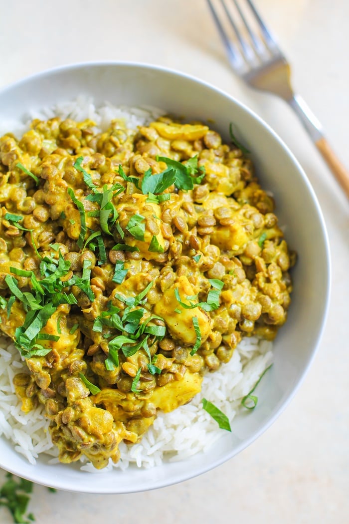 Yellow Curry Lentils and Halloumi - a flavor-packed healthy vegetarian meal | TheRoastedRoot.net #dinner #recipe