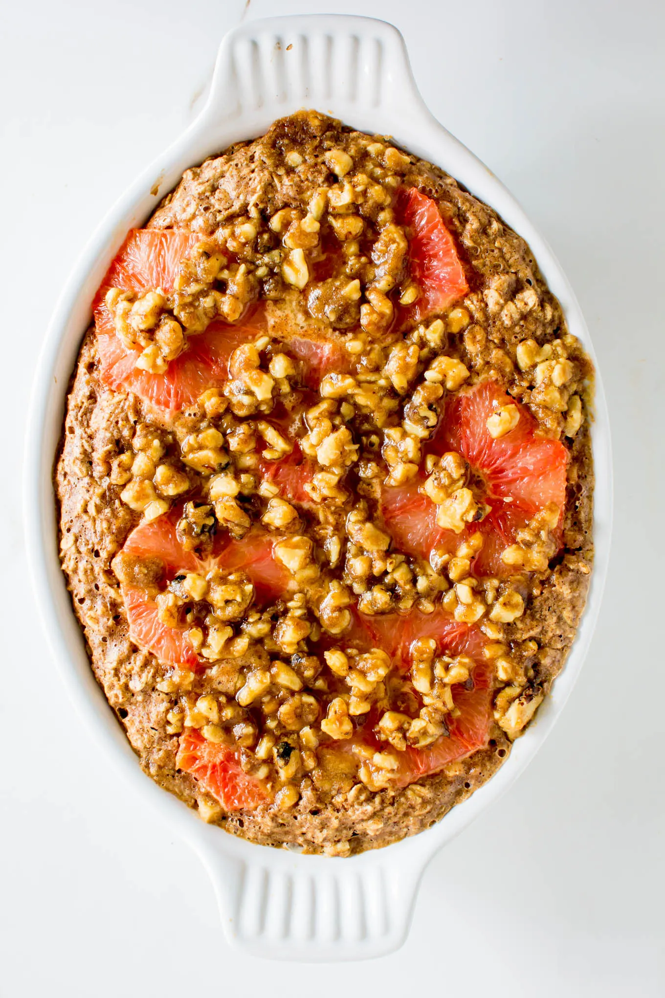 Grapefruit Baked Oatmeal with Walnut Streusel + 5 Healthy Ways to Eat Citrus Fruit