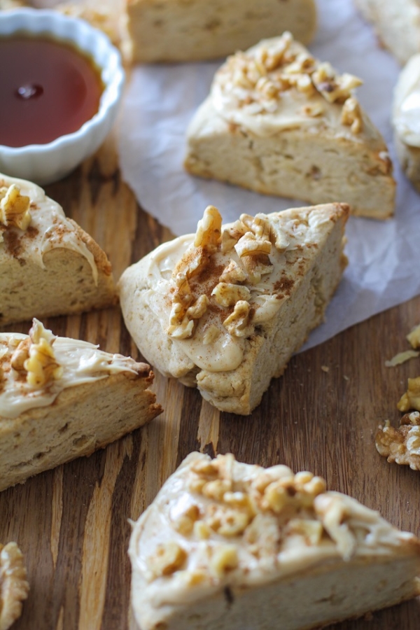 Gluten-Free Maple Walnut Scones with Maple Glaze | TheRoastedRoot.net #breakfast #recipe