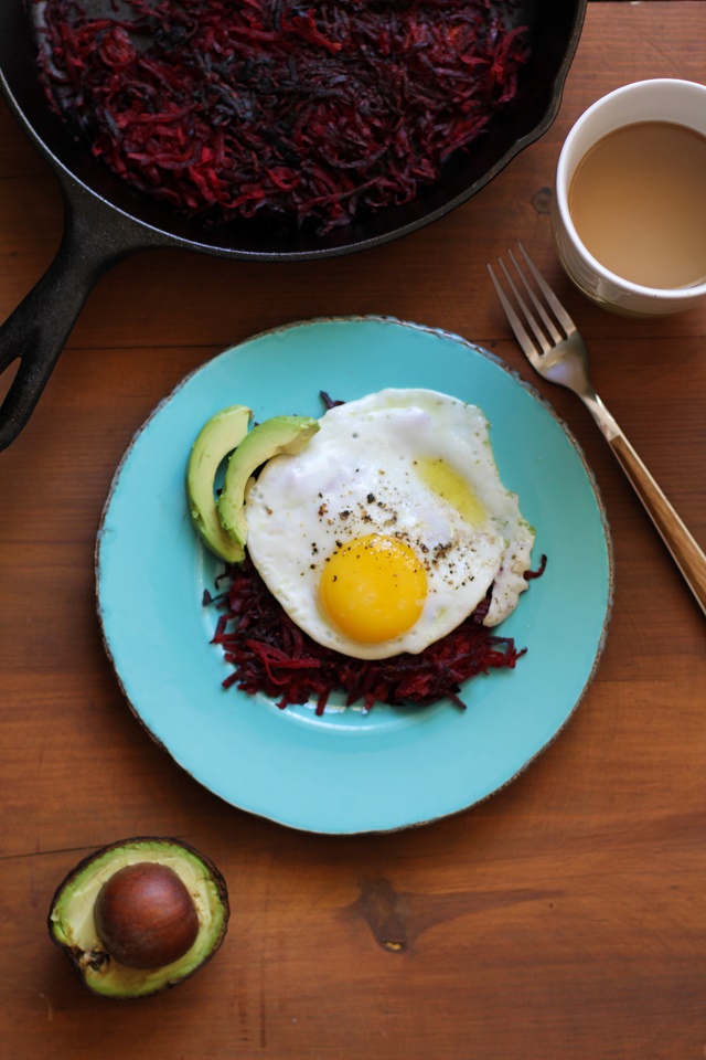 Beet Hash Browns | TheRoastedRoot.net #breakfast #brunch #superfood #healthy #paleo