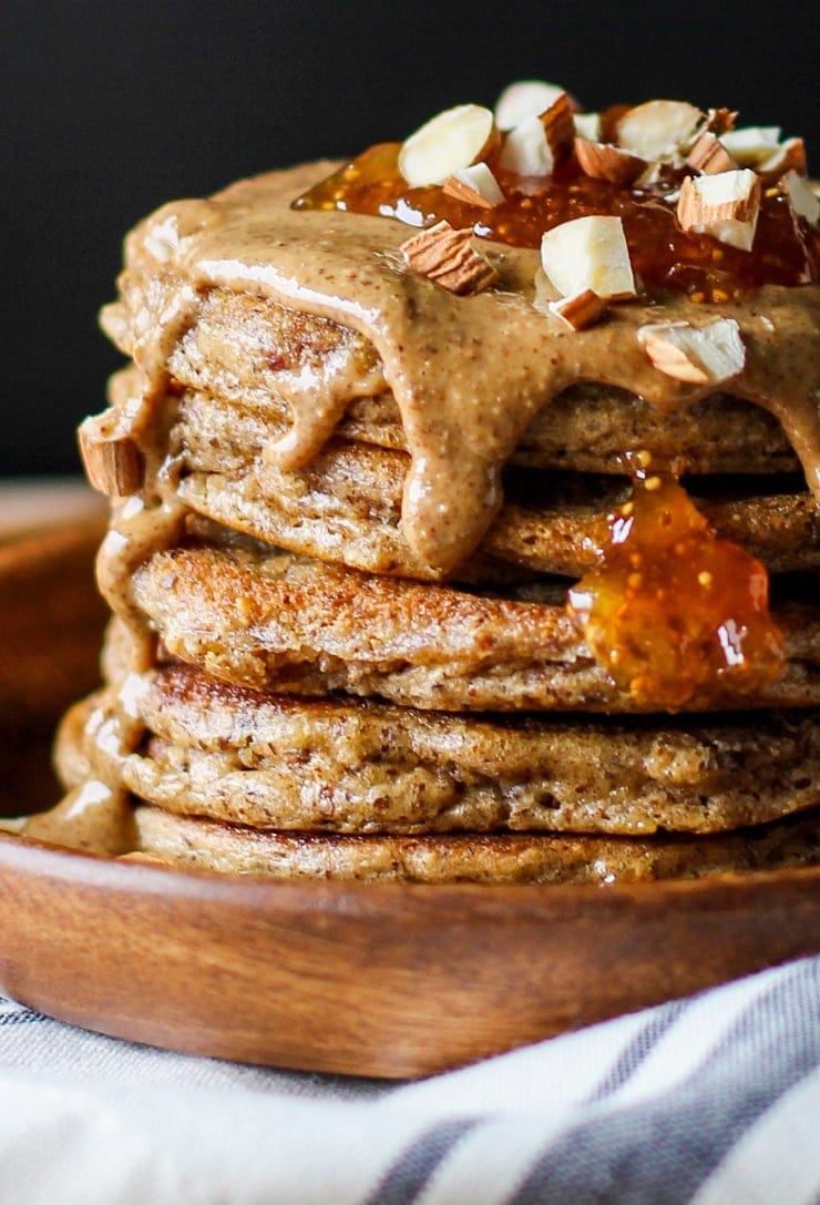 Keto Almond Butter Protein Pancakes - grain-free, dairy-free, low-carb, healthy gluten-free pancake recipe