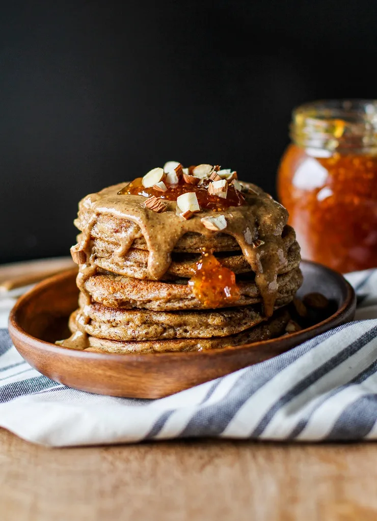 Keto Low-Carb Pancakes with almond flour and almond butter - grain-free, dairy-free, paleo pancake recipe