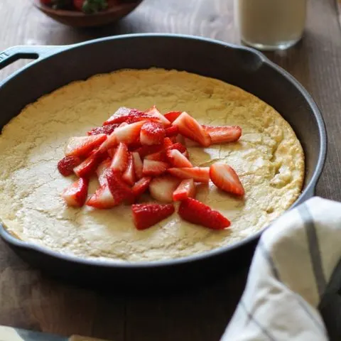 Grain-Free Dutch Baby Pancake made with almond flour and macadamia nut milk | TheRoastedRoot.net #recipe #breakfast #brunch #paleo