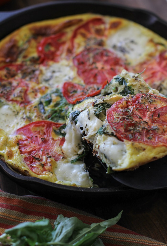 Caprese Frittata with Arugula | TheRoastedRoot.net #healthy #breakfast #dinner #vegetarian 