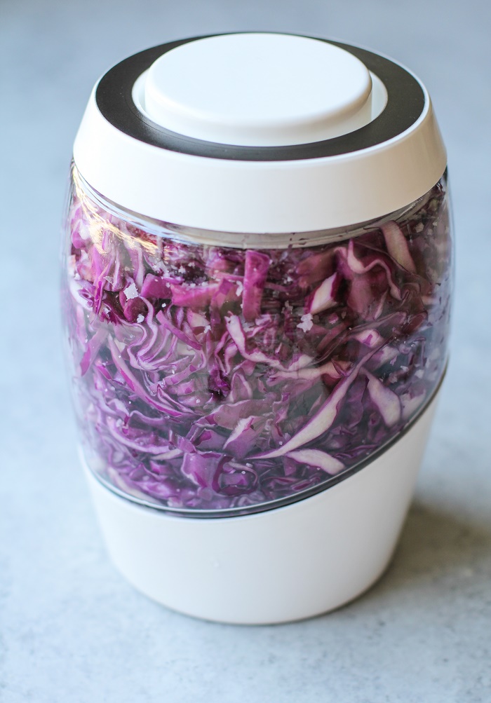 How to make Homemade Sauerkraut #recipe #tutorial #healthy #probiotics 