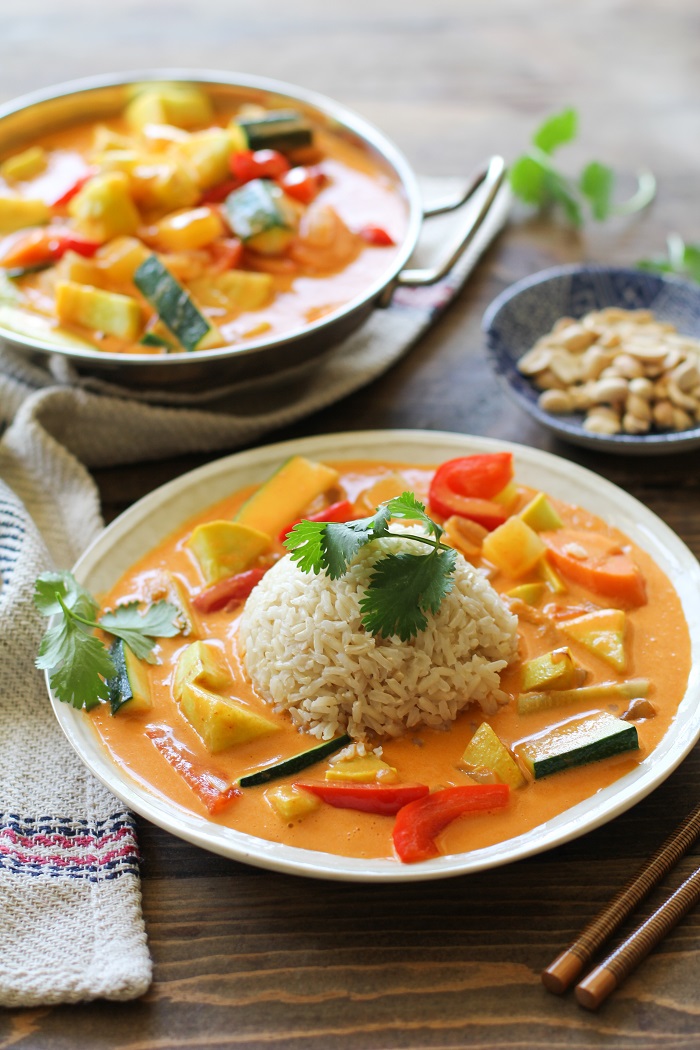 30-minute summer vegetable red curry