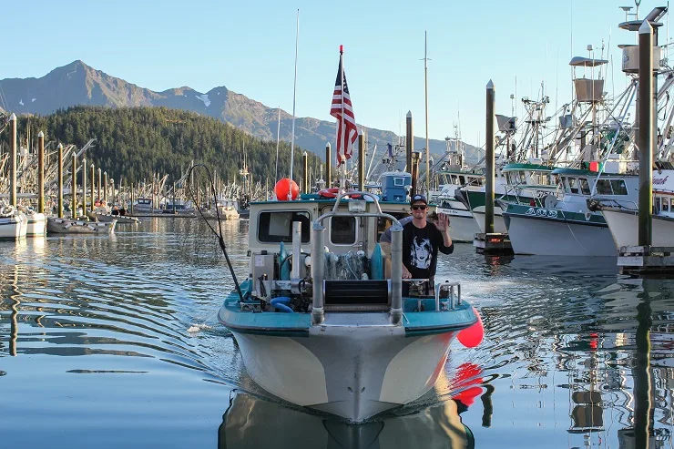 Cordova, Alaska | TheRoastedRoot.net #travel #copperriversalmon #knowyourfisherman #sustrainablesalmon 